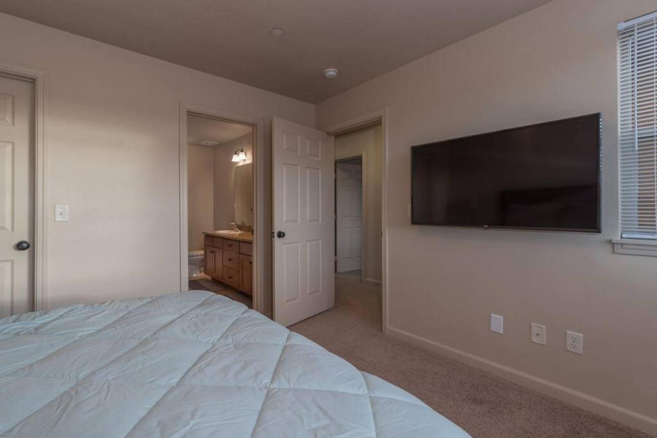 2 Bedroom Upstairs Condo With Ac In Victor, Id Экстерьер фото