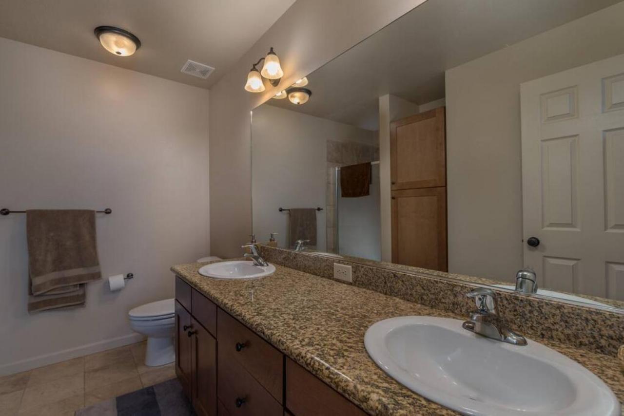 2 Bedroom Upstairs Condo With Ac In Victor, Id Экстерьер фото